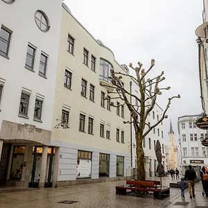 https://bonnystay-downtown-zentral-5-personen-modern-luxus-netflix.com-bavaria.com