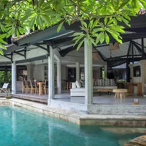 https://villa-fi.ubudhotelsnow.com